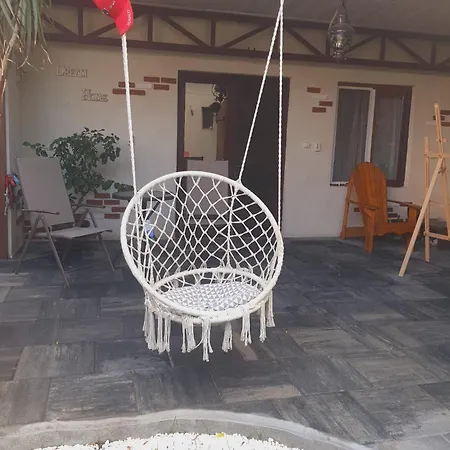 Liliana منزل للإقامة بوخارست